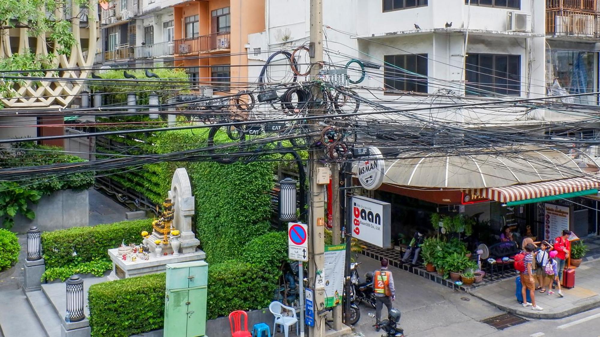 Usman Halal Home Bangkok Exterior photo